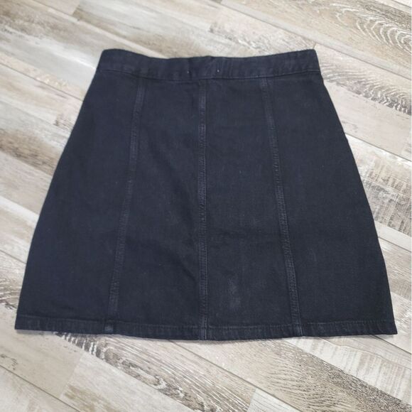 Zara Black Denim Button-Up Mini Skirt Size Small - Picture 2 of 4
